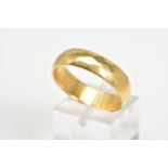 AN 18CT GOLD WEDDING BAND, the plain polished band with an 18ct hallmark for London, ring size U,