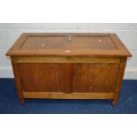 AN EARLY 20TH CENTURY OAK PANNELED BLANKET CHEST, width 100cm x depth 52cm x height 58cm