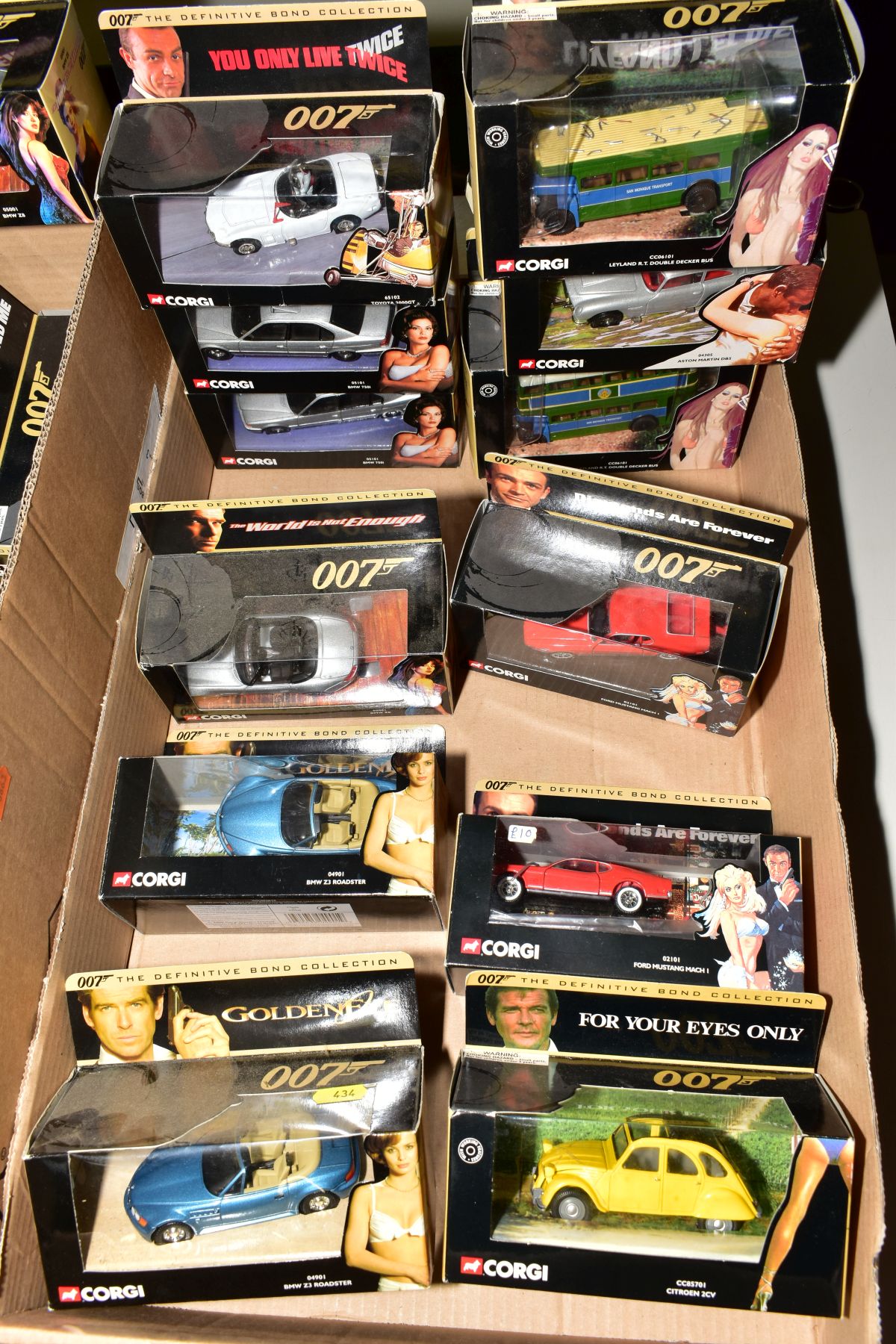A QUANTITY OF BOXED CORGI CLASSICS JAMES BOND VEHICLES FROM THE DEFINITIVE BOND COLLECTION, many - Image 3 of 8