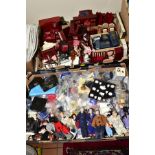 A COLLECTION OF ASSORTED MODERN DOLLS HOUSE FURNITURE AND ACCESSORIES, some with minor damage and