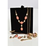 A SELECTION OF JEWELLERY, to include a necklace with oval coral cabochon and split pearl detail,