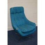 AN ARNE JACOBEAN STYLE BLUE UPHOLSTERED 1970'S SWIVEL CHAIR on a chrome frame (this chair does not