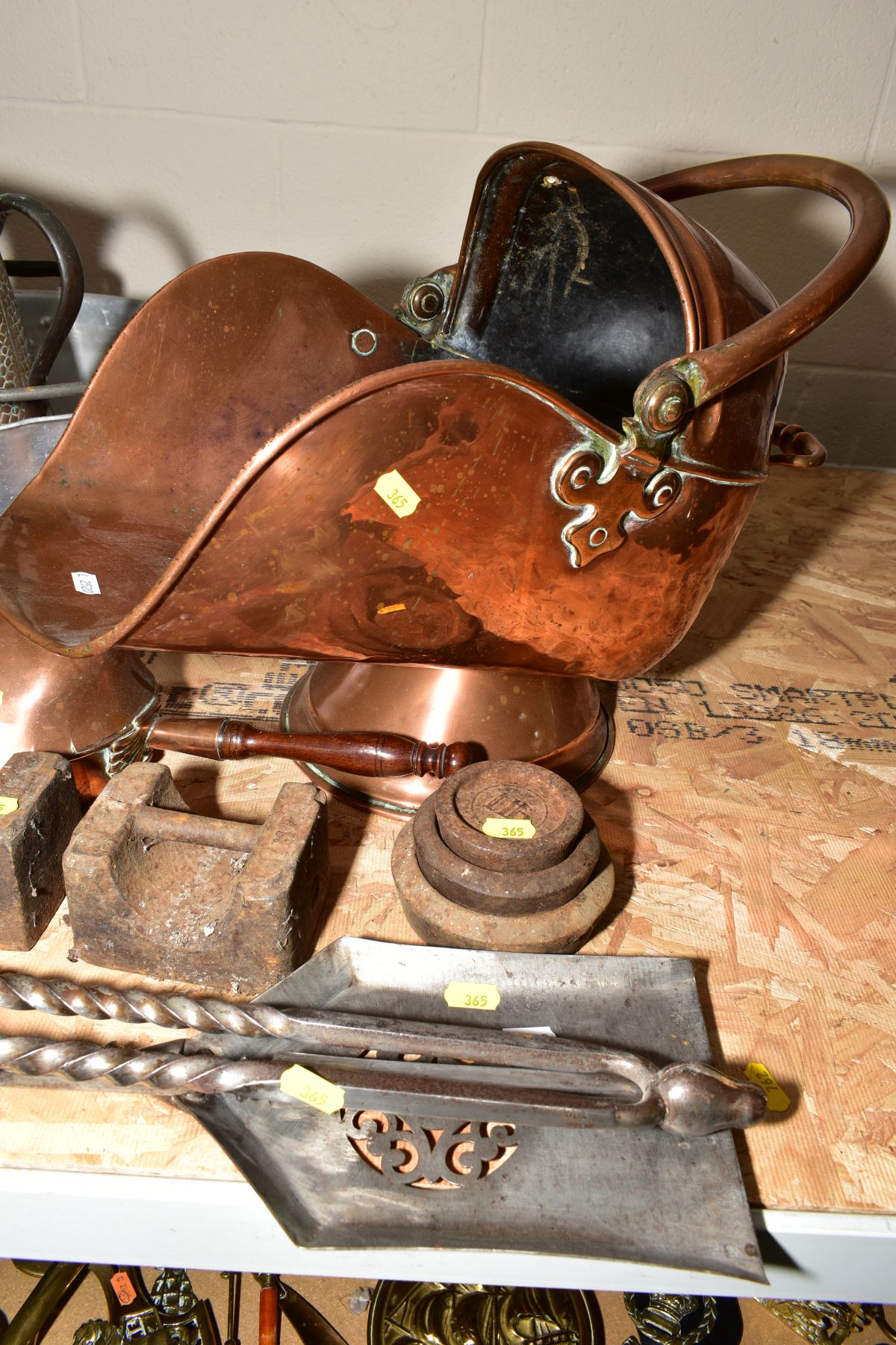 A GROUP OF METALWARE, comprising of three graduated twin handled copper pans with covers, two copper - Image 3 of 5