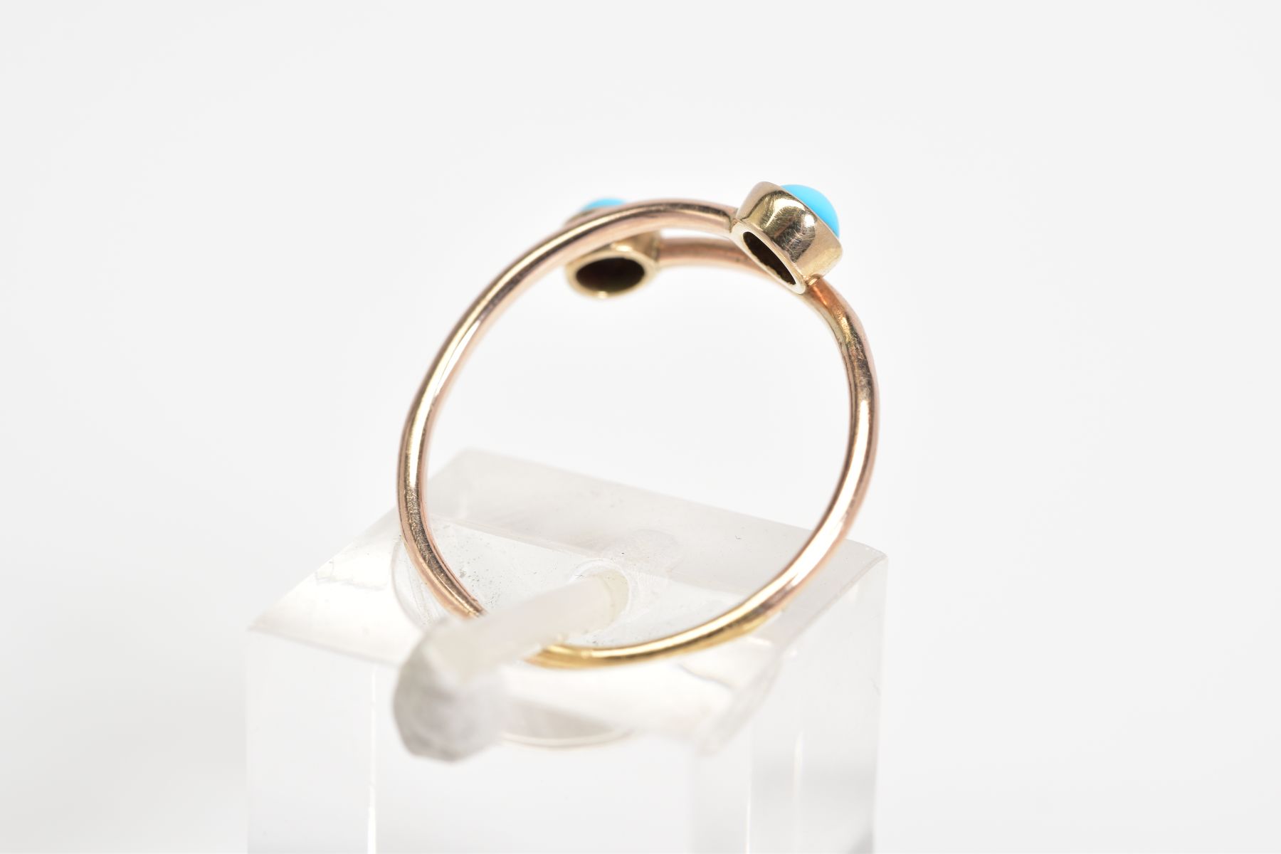A TURQUOISE SET RING, of crossover design, set with two round cabochon turquoise, ring size L, - Image 3 of 3
