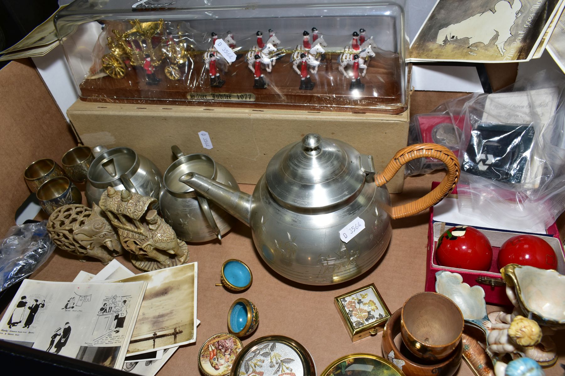 A BOX OF METALWARES, BOXED SILVER JUBILEE STATE COACH MODEL, commemorative crowns, assorted pill and - Image 3 of 4