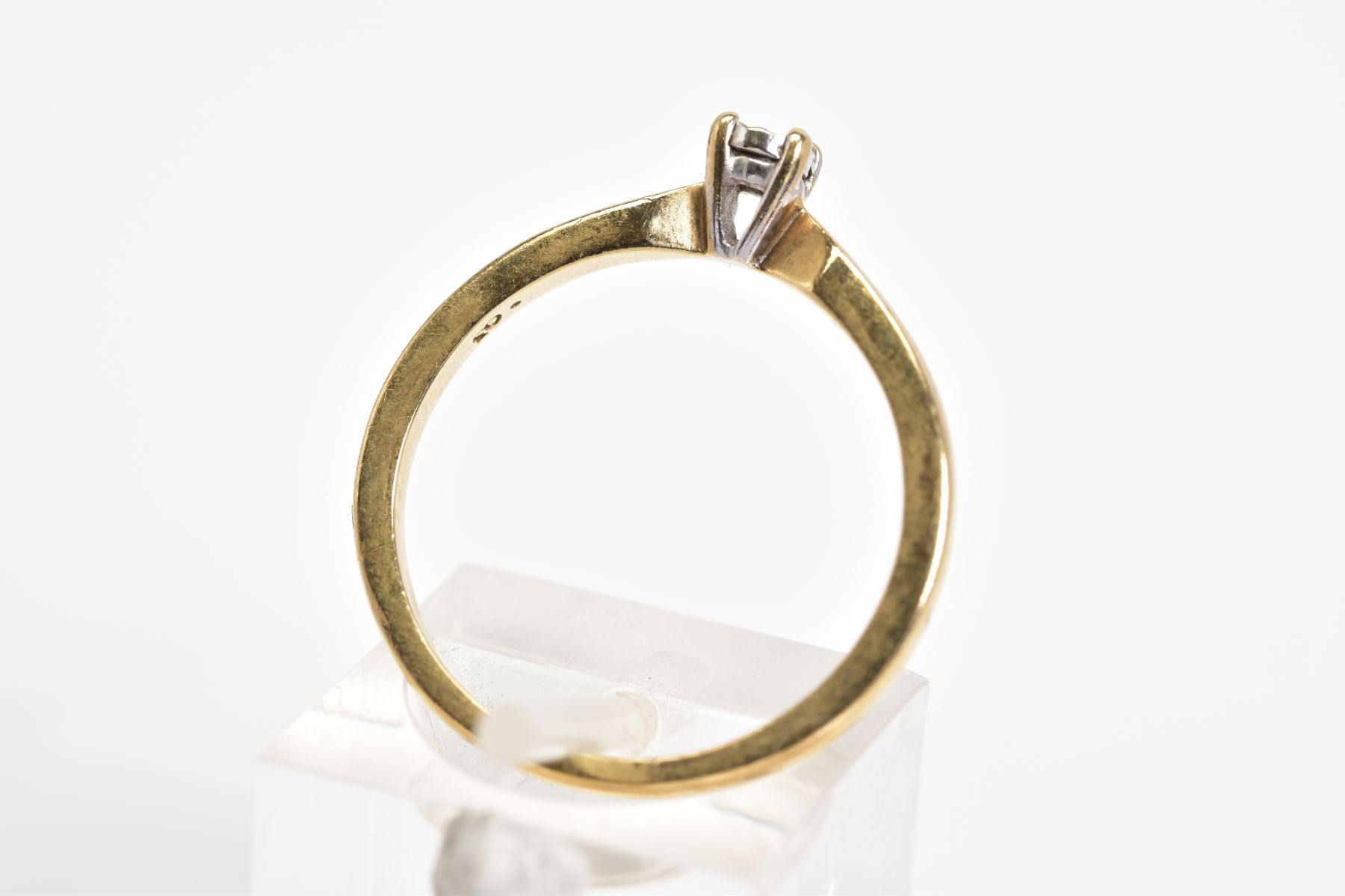 A 9CT GOLD SINGLE STONE DIAMOND RING, set with a round brilliant cut diamond within an illusion - Image 3 of 3