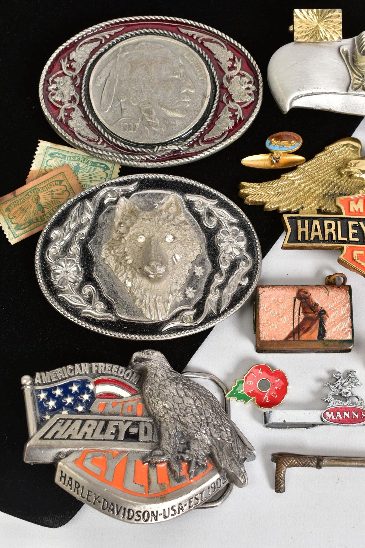 A SELECTION OF ITEMS, to include eight belt buckles in forms such as Harley Davidson motor cycles, - Image 2 of 4