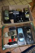 A QUANTITY OF UNBOXED AND ASSORTED MODERN DIECAST VEHICLES, assorted scales and manufacturers, to