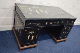 A 20TH CENTURY ORIENTAL PEDESTAL DESK, the loose glass top revealing Shibayama detail, with matching