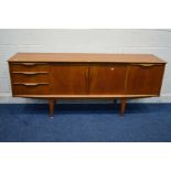 A MID 20TH CENTURY TEAK 6FT SIDEBOARD, three graduated drawers, the top drawer with cutlery