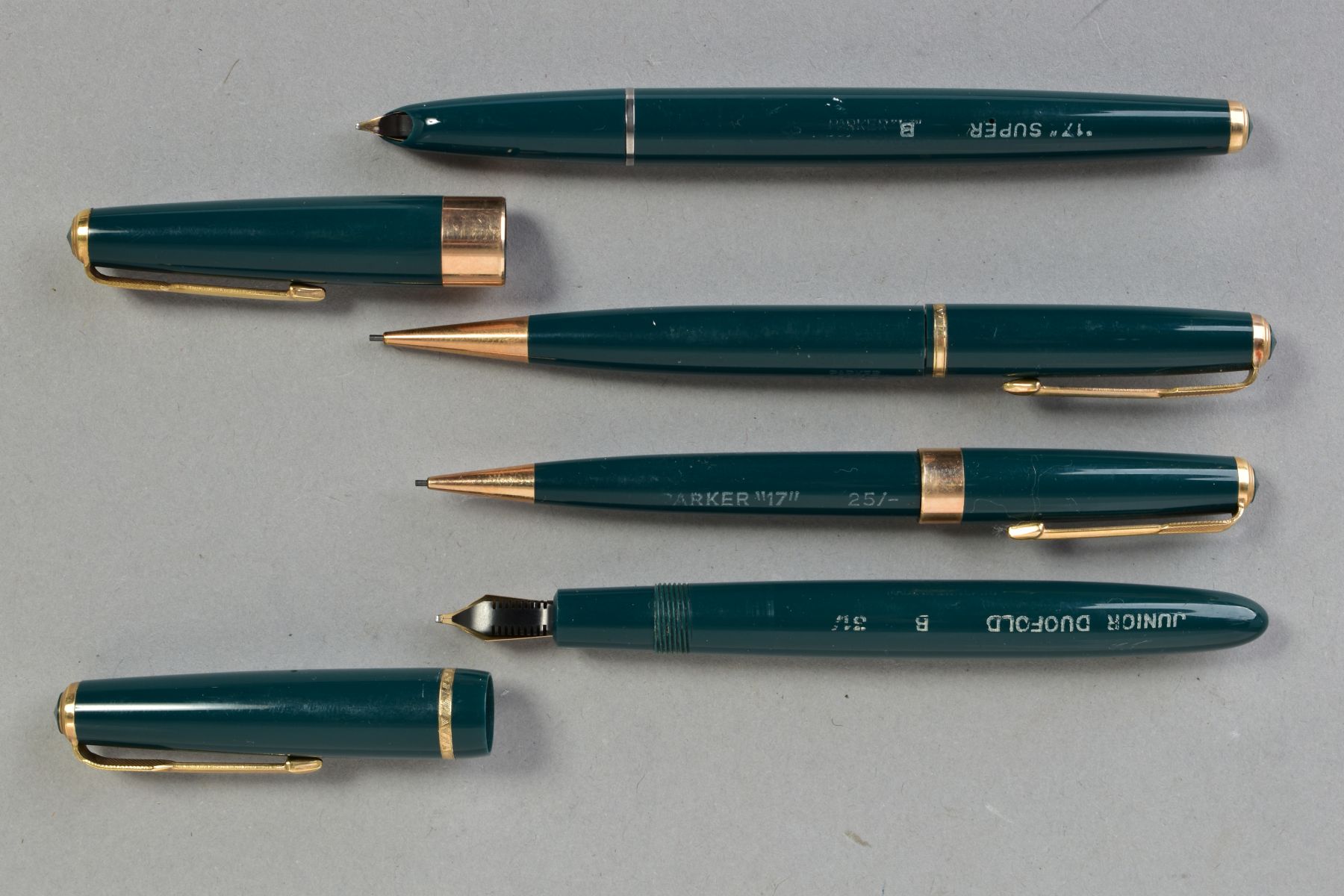 SAMPLES FROM A FORMER PARKER SALES REPRESENTATIVE (1973-1980), a Parker Junior Duofold pen set in - Image 2 of 2