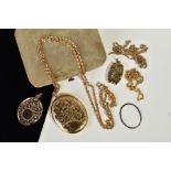 A SELECTION OF JEWELLERY, to include a 9ct gold floral engraved curved rectangular locket, with a