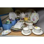 A QUANTITY OF TEA, DINNER AND OTHER CERAMICS. Including two boxed Wedgwood coffee cans and