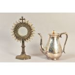 A LATE 19TH/EARLY 20TH CENTURY ECCLESIASTICAL SILVER PLATED AND GILT METAL MONSTRANCE, radiating