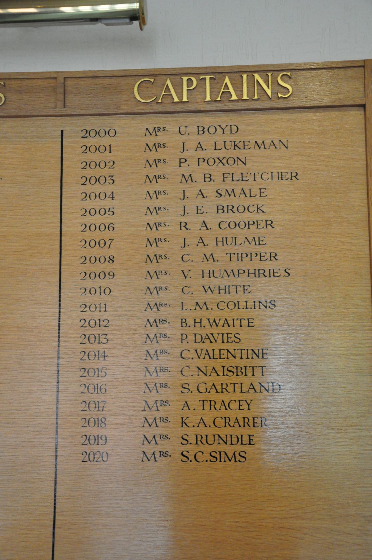 AN OAK FACED HONOURS BOARD, with gilt rose bosses to each corner, stating Club Captains, - Image 4 of 4