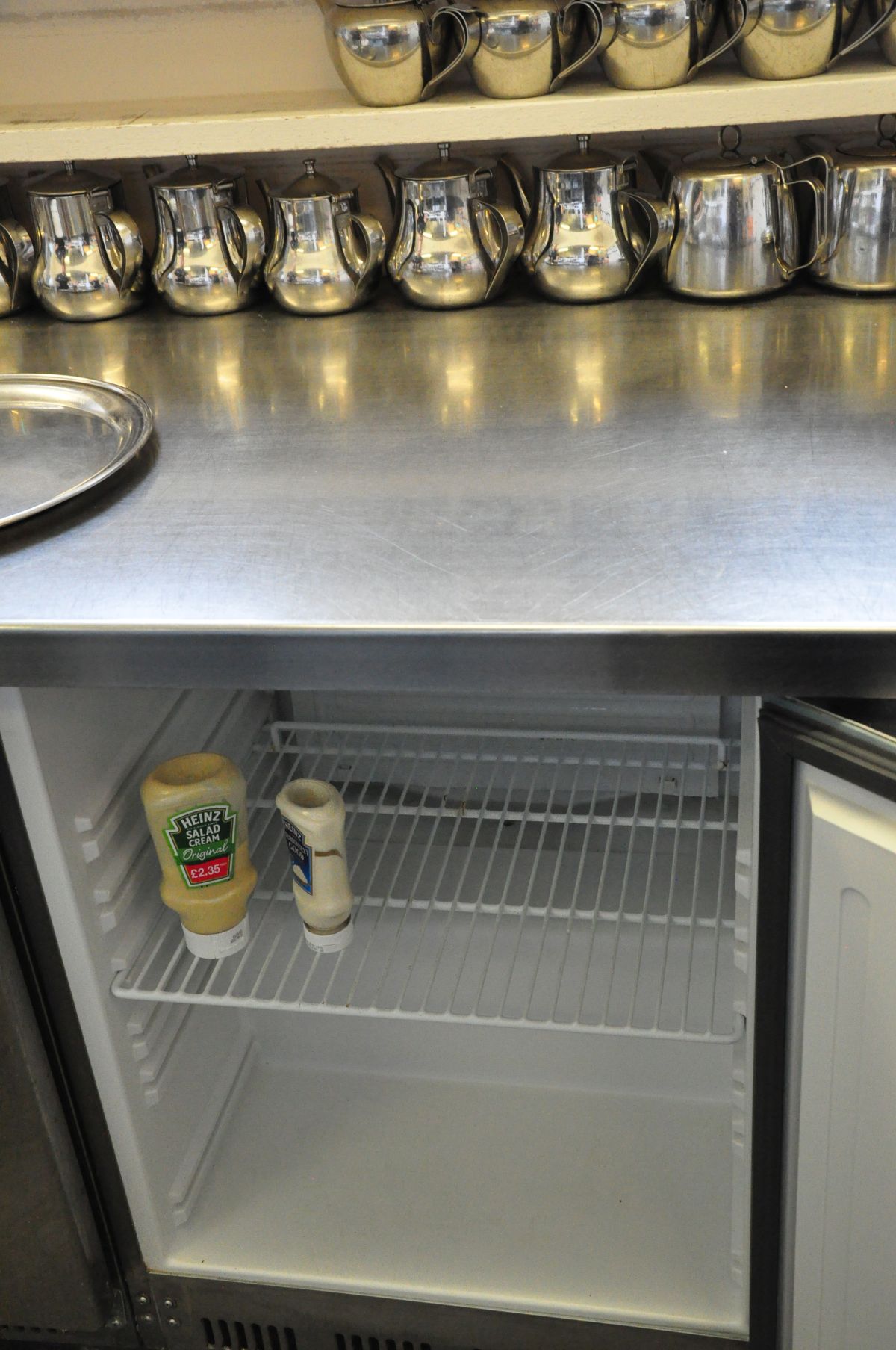 AN CATERING FRIDGE AND FREEZER UNIT, with Stainless Steel top and fronts comprising of two single - Image 3 of 4