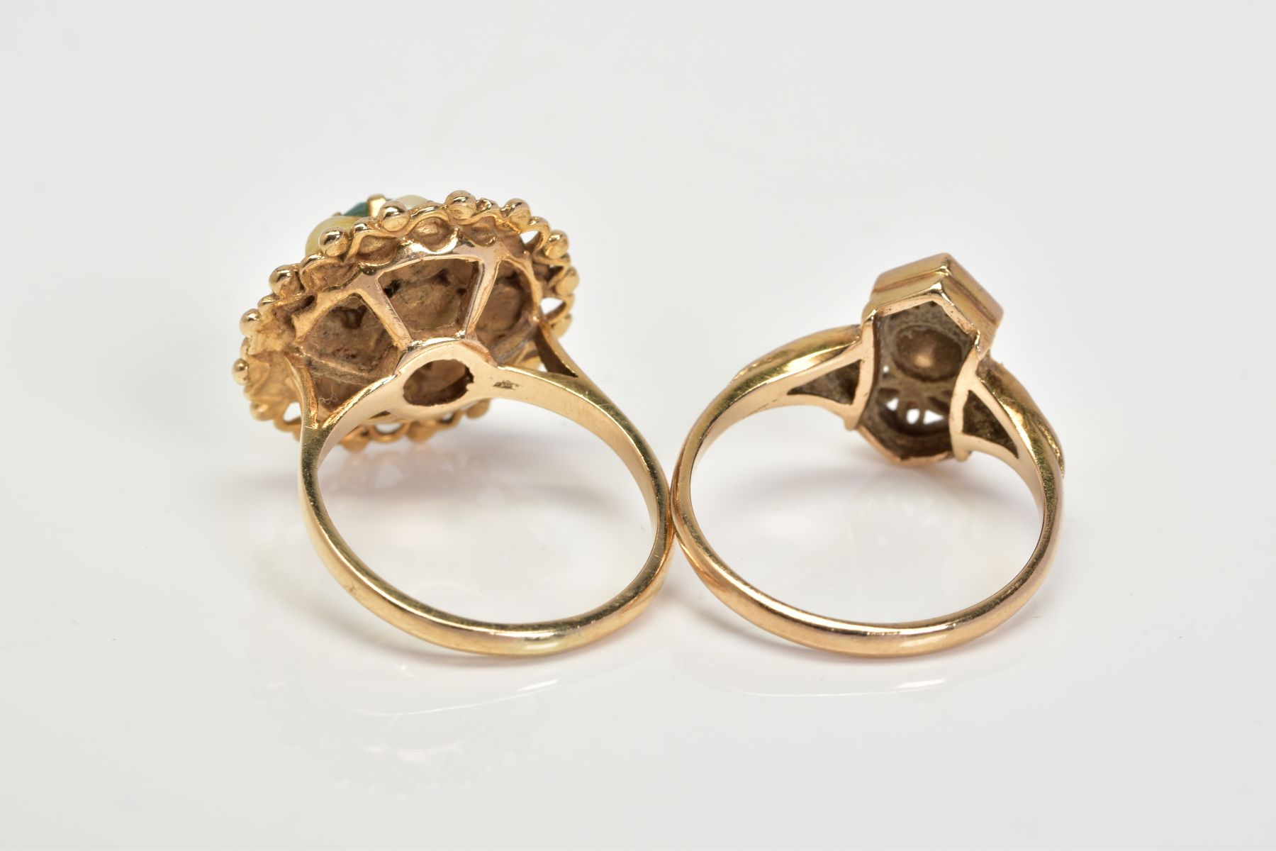 TWO 9CT GOLD GEM SET RINGS, the first of cluster design set with a central circular blue stone - Image 3 of 3