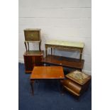 A QUANTITY OF OCCASIONAL FURNITURE, to include an oak coffee table, mahogany occasional table,