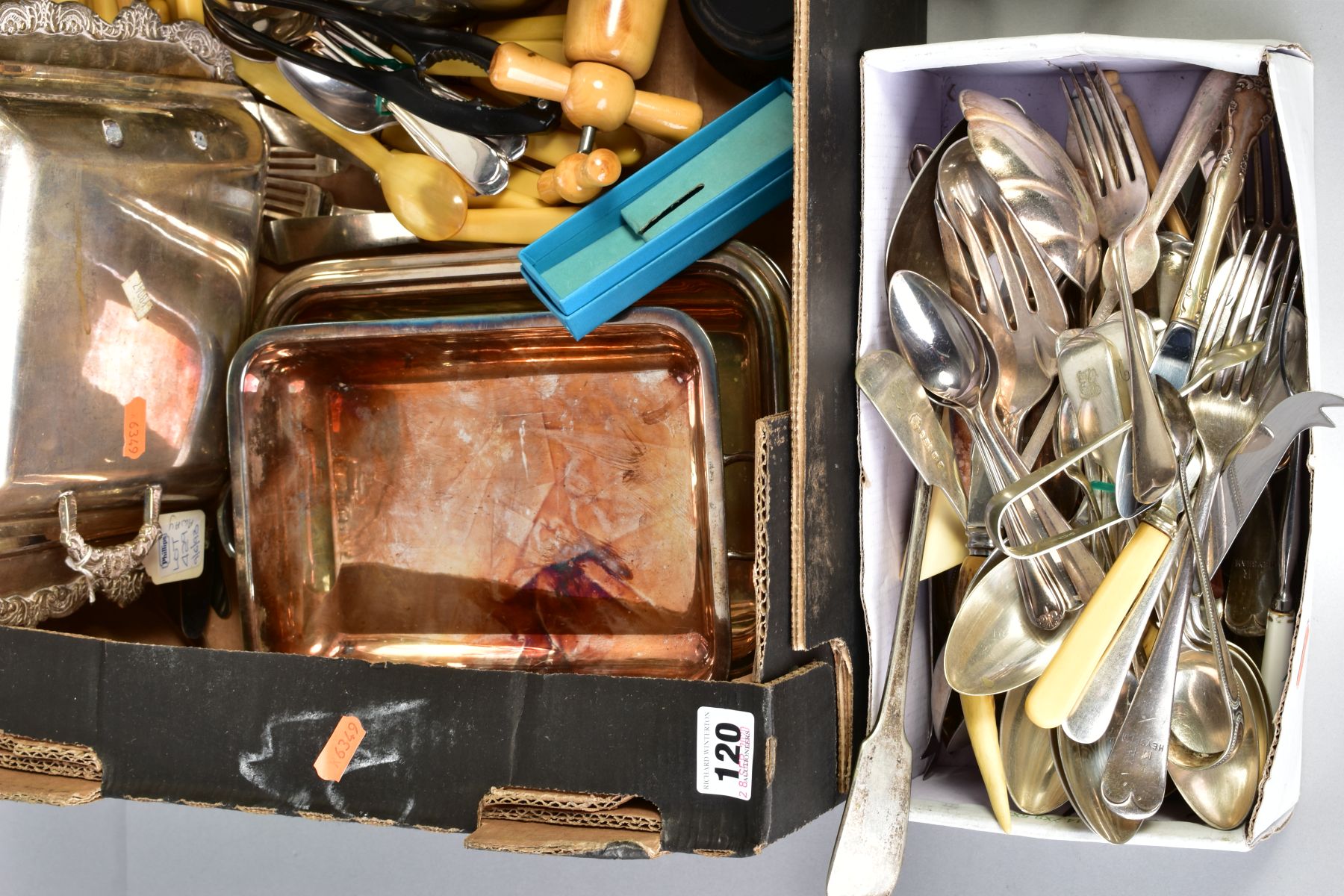 A BOX OF SILVER PLATE, ETC, including a pair of rectangular entree dishes, loose cutlery and - Image 2 of 5