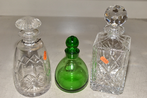 A COLLECTION OF GLASSWARE, including Sturart Crystal, cut glass decanter, boxed Jobling glass ship - Image 9 of 9