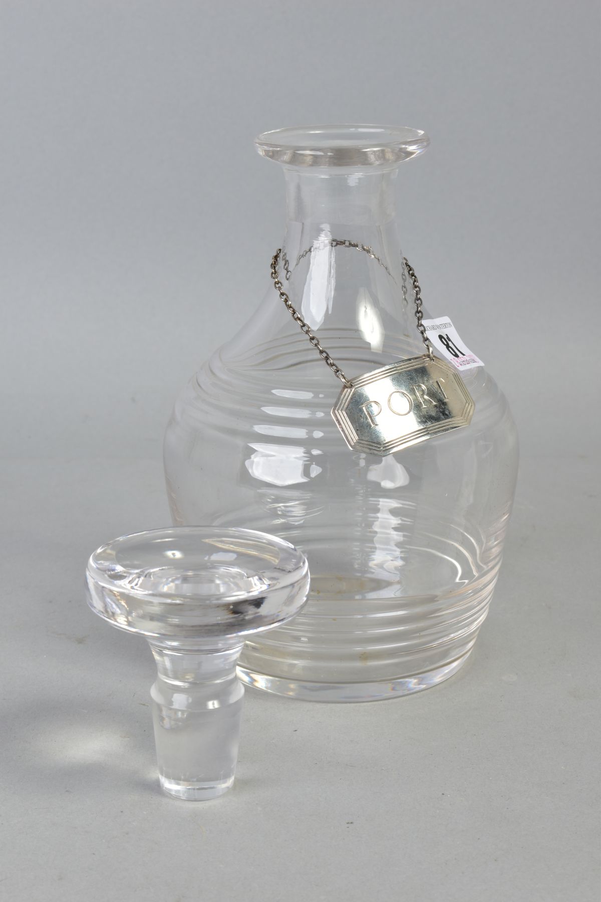 A GLASS DECANTER AND SILVER LABEL, glass decanter with stopper, height approximately 22cm, - Bild 2 aus 3