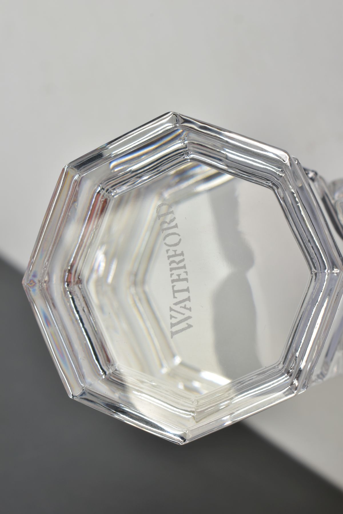 A BOXED WATERFORD CRYSTAL GAVEL, stamped to head, length 20cm - Bild 3 aus 3