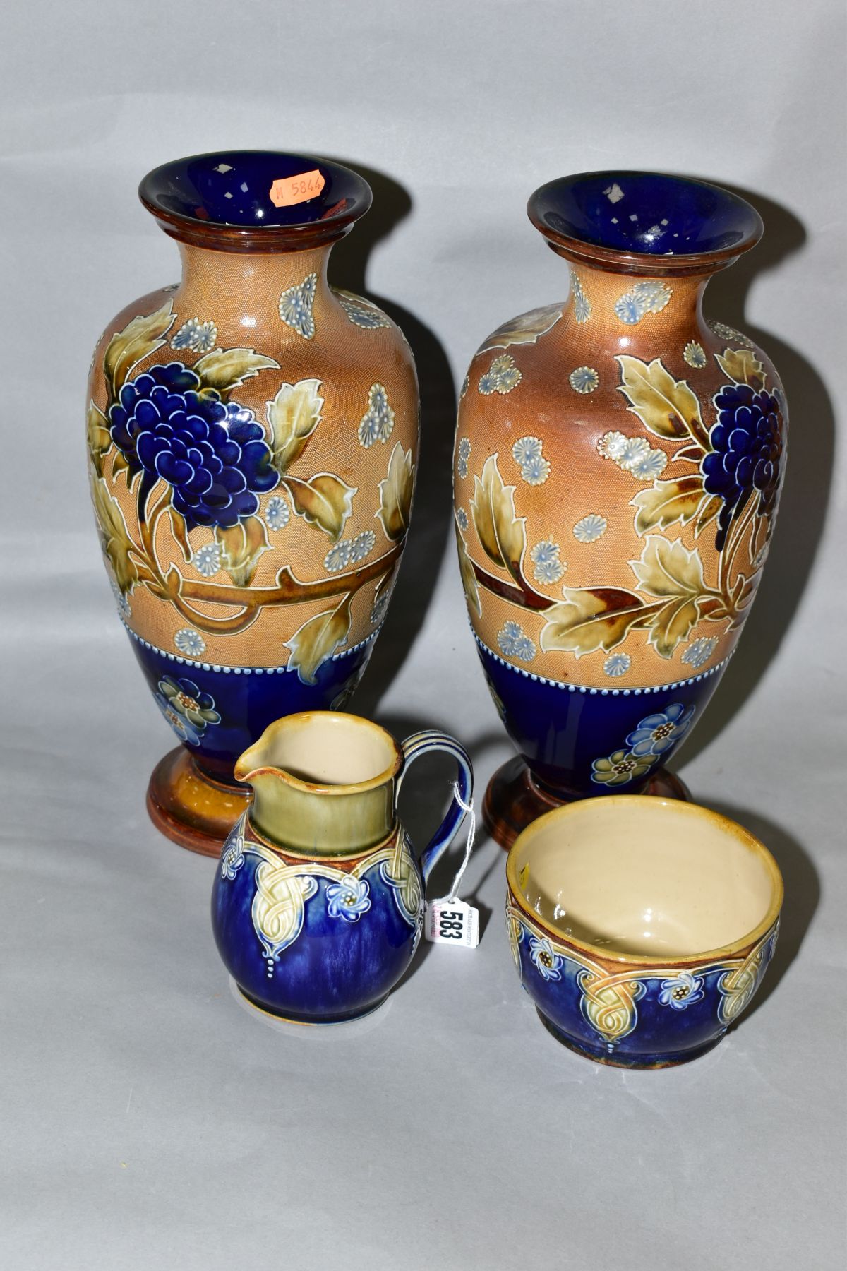 A PAIR OF ROYAL DOULTON, DOULTON AND SLATTERS PATENT BALUSTER VASES, the buff textured ground tube - Bild 2 aus 5