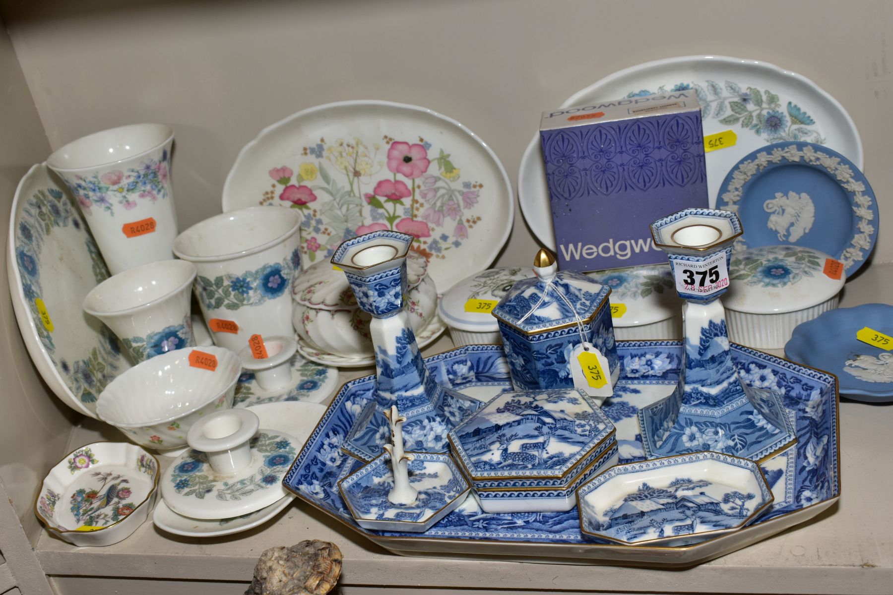 A WEDGWOOD BONE CHINA BLUE AND WHITE FALLOW DEER PRINTED SEVEN PIECE DRESSING TABLE SET, brown