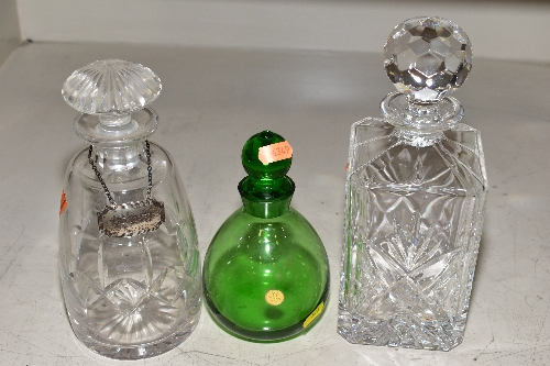 A COLLECTION OF GLASSWARE, including Sturart Crystal, cut glass decanter, boxed Jobling glass ship - Image 8 of 9