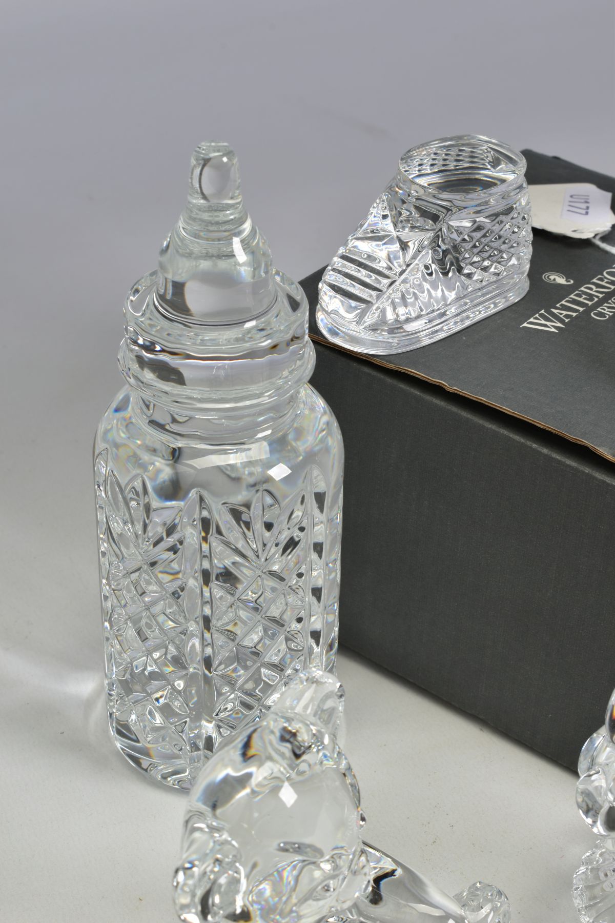 A GROUP OF WATERFORD CRYSTAL NURSERY RELATED ITEMS, comprising a boxed 'Baby Boot' length 10cm, a - Bild 5 aus 8