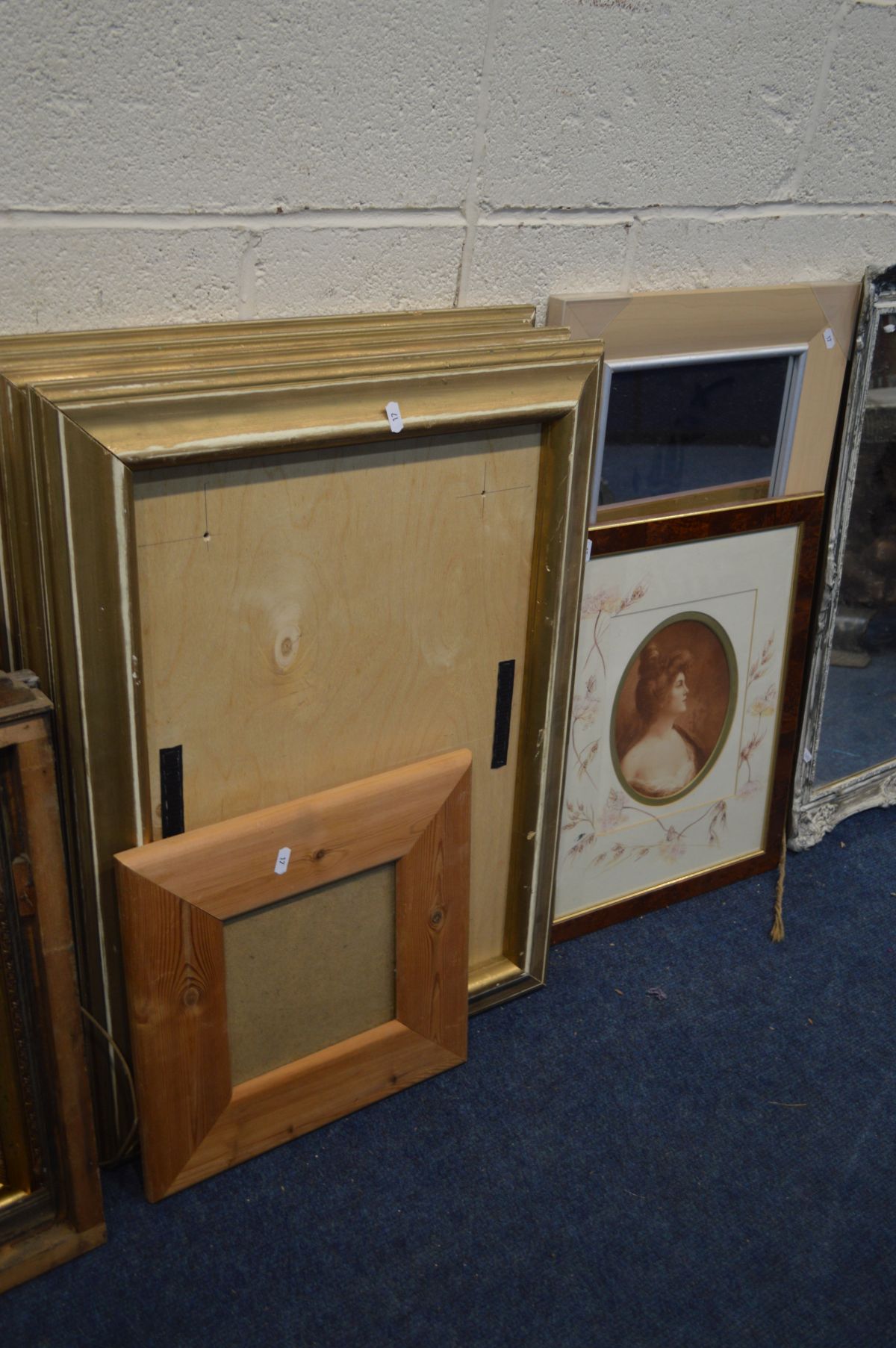 A QUANTITY OF PICTURE FRAMES OF VARIOUS AGES AND SIZES, together with two wall mirror and a modern - Image 3 of 4
