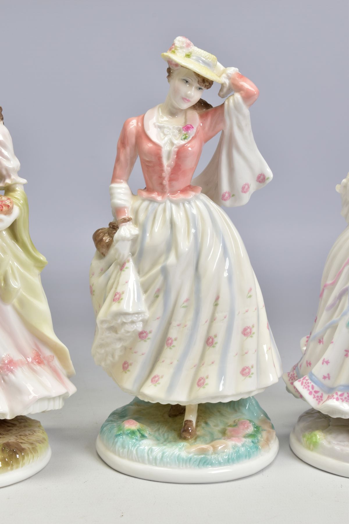 FOUR ROYAL WORCESTER LIMITED EDITION FIGURES FROM FESTIVE COUNTRY DAYS COLLECTION, comprising 'The - Bild 4 aus 5