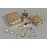 A PARCEL OF SILVER, comprising an Edwardian square cigarette box, engraved initials to cover, 9cm