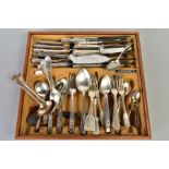 A CUTLERY DRAWER OF MISCELLANEOUS SILVER PLATED CUTLERY AND FLATWARE, various patterns and a