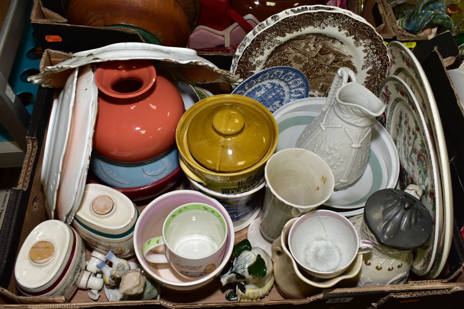 FOUR BOXES AND LOOSE OF CERAMICS AND GLASSWARE, etc, including Mintons tea wares printed with exotic - Image 2 of 7