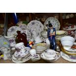 ASSORTED TEA WARES, etc, to include Hammersley and T.Goode 'Victorian Violets', T.Goode & Sons