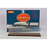 A BOXED HORNBY RAILWAYS OO GAUGE LIVE STEAM LOCOMOTIVE AND TENDER, A4 Class 'Silver Link' No.2509,