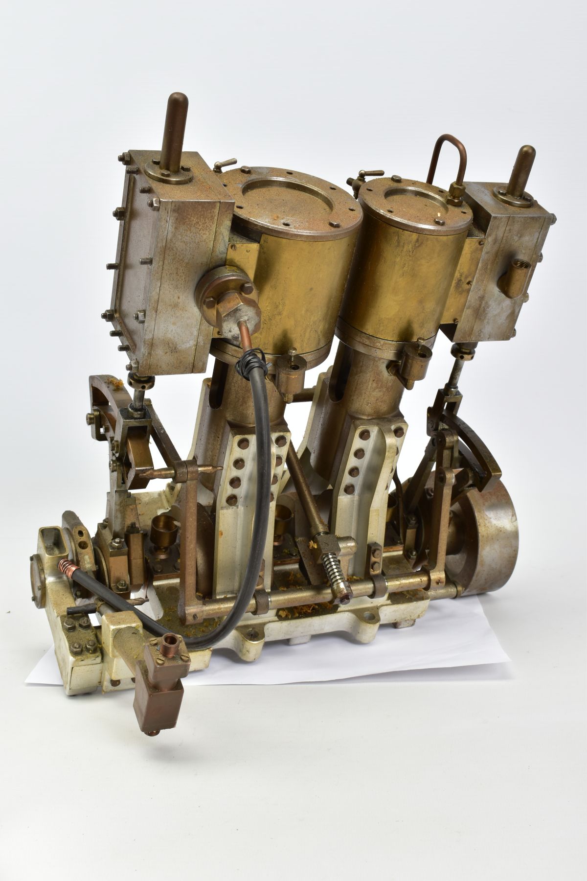 A HANDBUILT MODEL VERTICAL TWIN CYLINDER MARINE ENGINE, not tested, in need of some minor attention, - Image 5 of 5