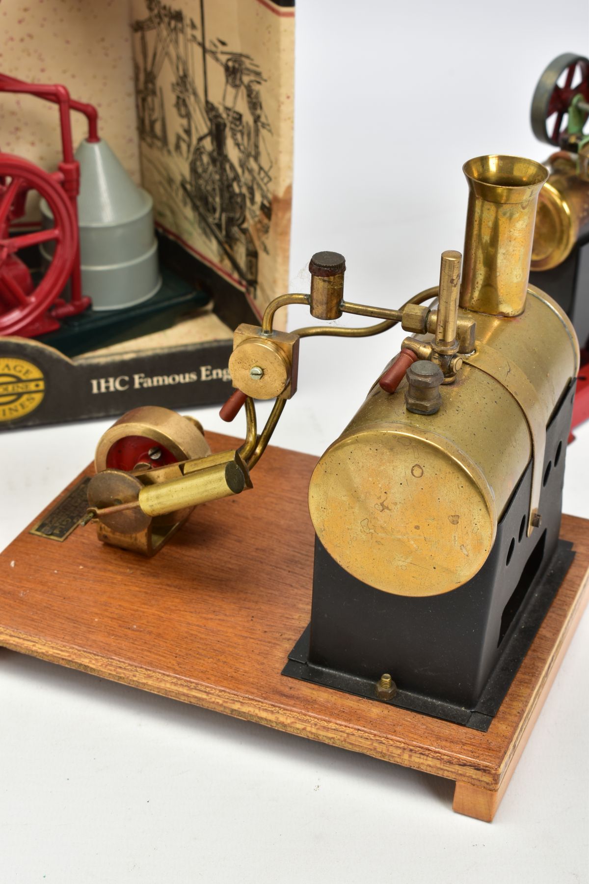 AN UNBOXED MERSEY MODEL CO LTD MODEL L LIVE STEAM ENGINE, not tested, horizontal brass boiler - Image 5 of 7