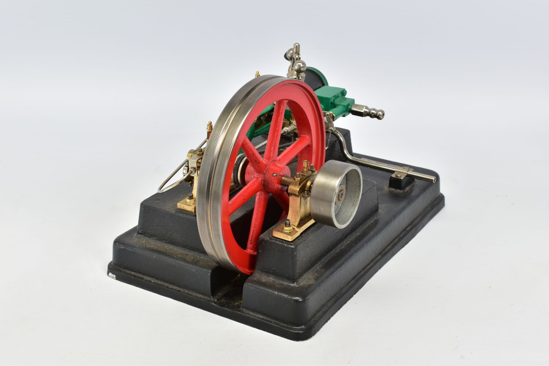 A BIOFIX HORIZONTAL SINGLE CYLINDER LIVE STEAM ENGINE, not tested, diameter of flywheel - Image 4 of 8