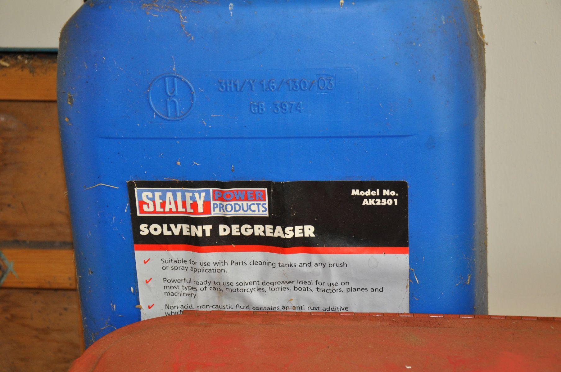 A SEALEY 5M-21C PARTS DEGREASER, and a part tub of Sealer Degreasing Solvent (2) 44cm wide x 34cm - Image 3 of 3