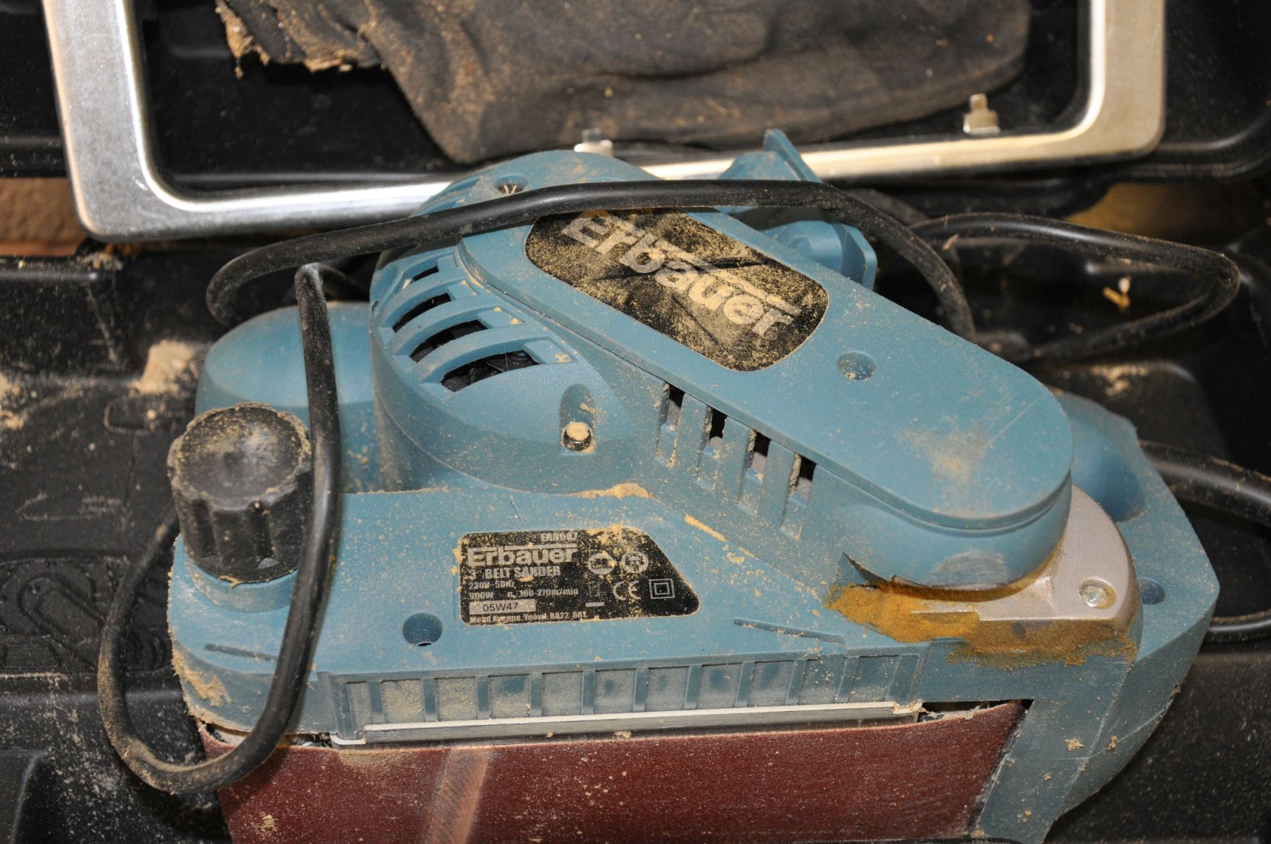 A CASED ERBAUER 3'' ELECTRIC BELT SANDER, with spare belts - Image 2 of 4