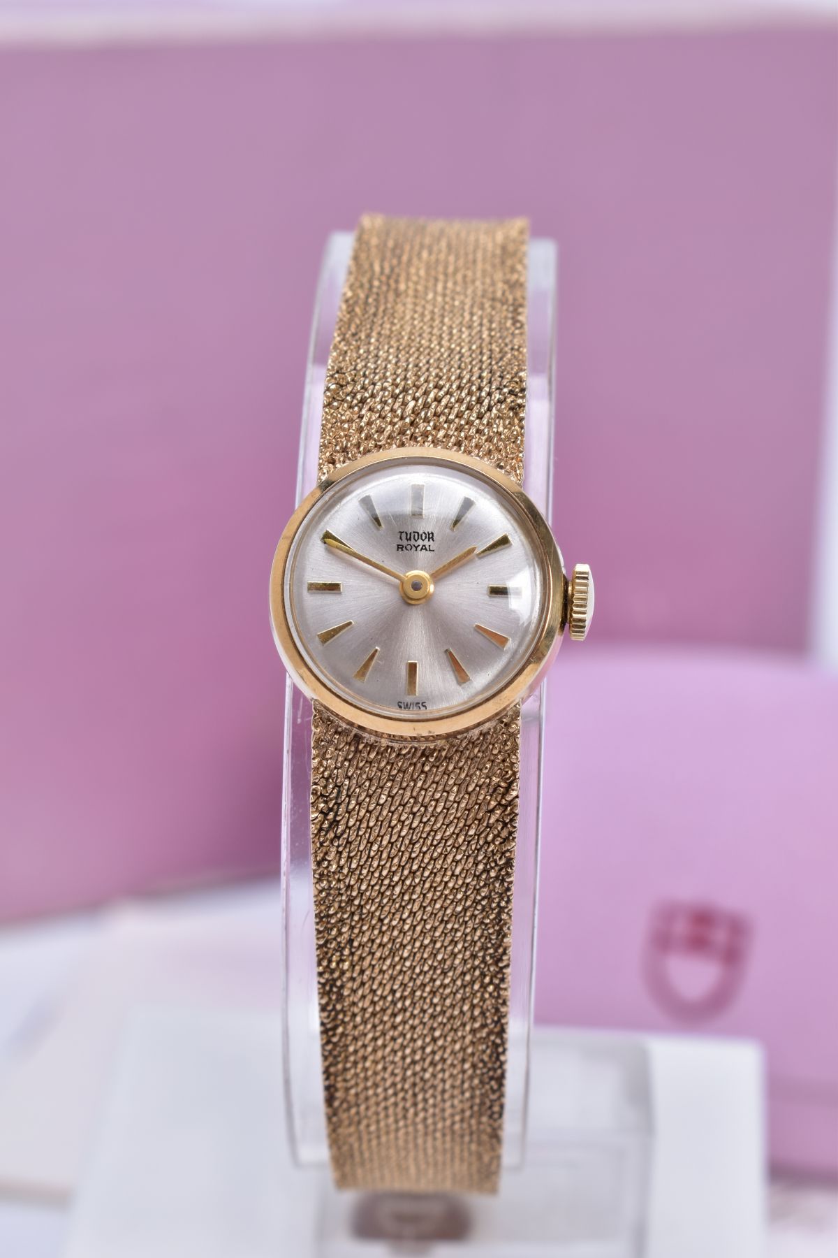 A MID TO LATE TWENTHIETH CENTURY LADY'S TUDOR ROYAL 9CT GOLD WATCH, a round case measuring - Image 2 of 6