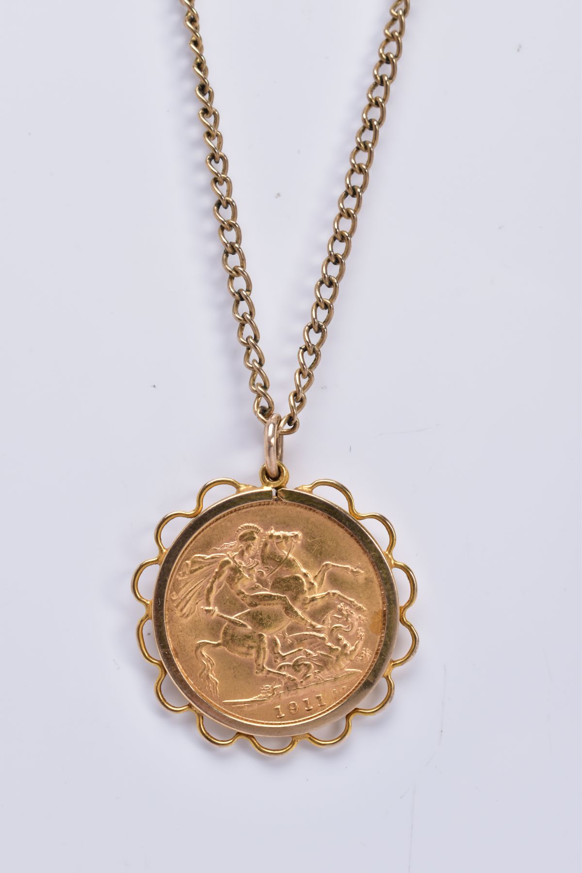 A FULL SOVEREIGN PENDANT, George V dated 1911 in a later pendant mount tested as 9ct gold, - Image 3 of 3