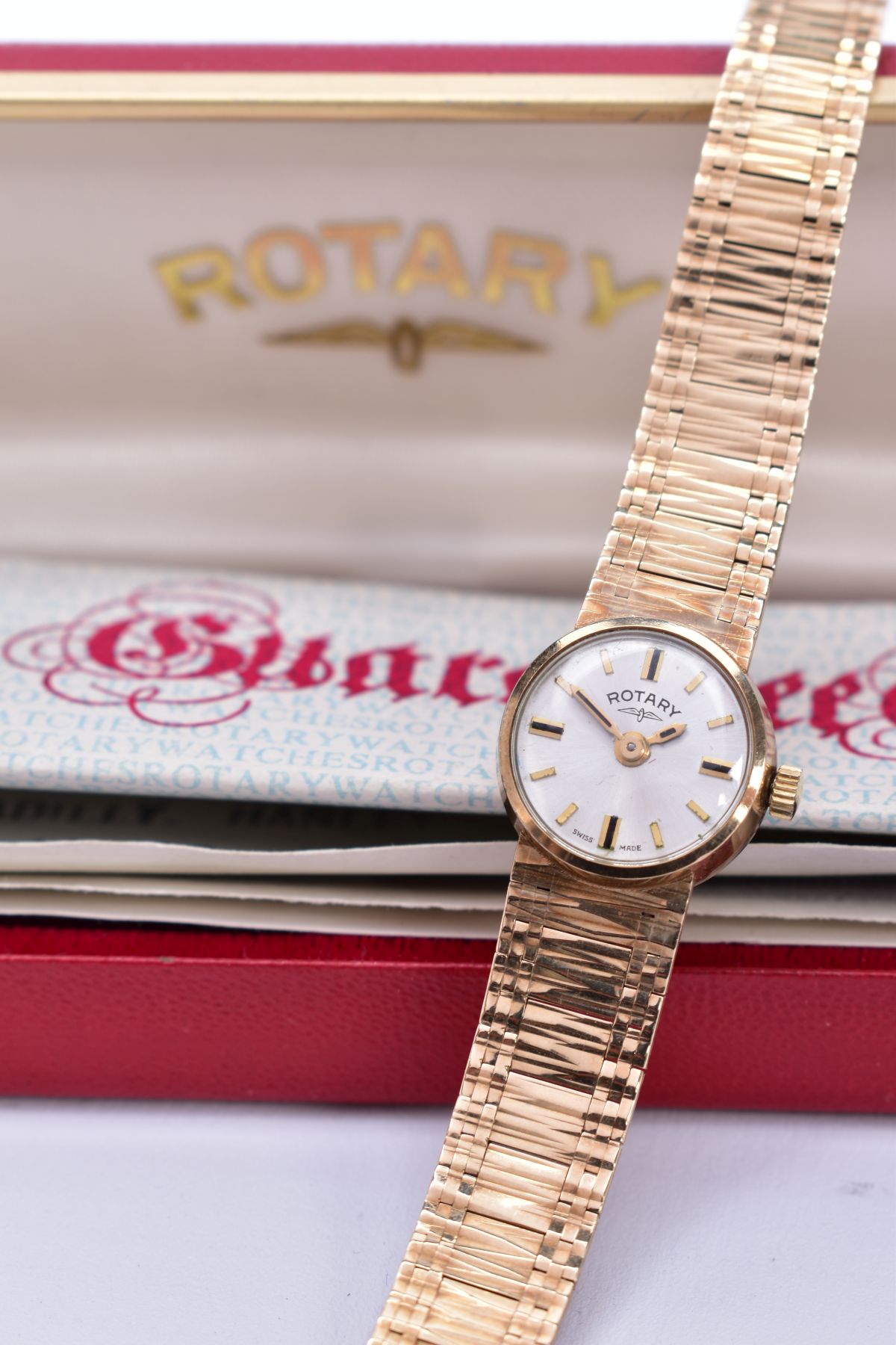 A MID TO LATE TWENTIETH CENTURY LADY'S ROTARY 9CT GOLD WATCH, a round case measuring approximately - Image 3 of 6