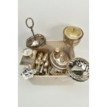 A SELECTION OF METALWARE, to include a white metal ice bucket, serving trays, eight shell shaped