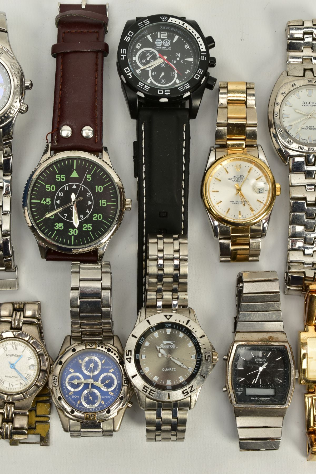 A COLLECTION OF ASSORTED WATCHES, mostly gents, to include various designs, all quartz movements - Image 3 of 4