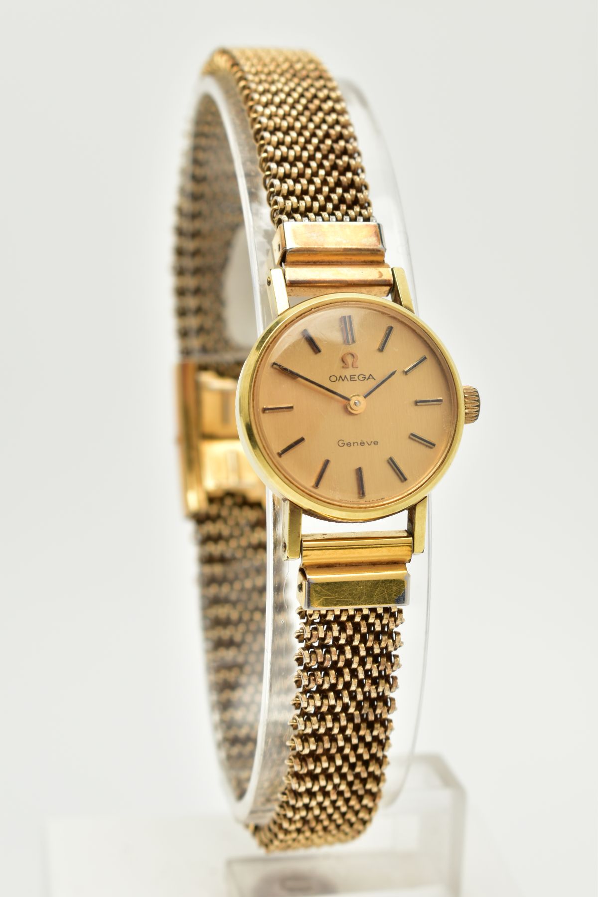 A LADIES GOLD PLATED OMEGA WRISTWATCH, champagne dial, baton markers, dial signed Omega Geneva, - Image 2 of 5