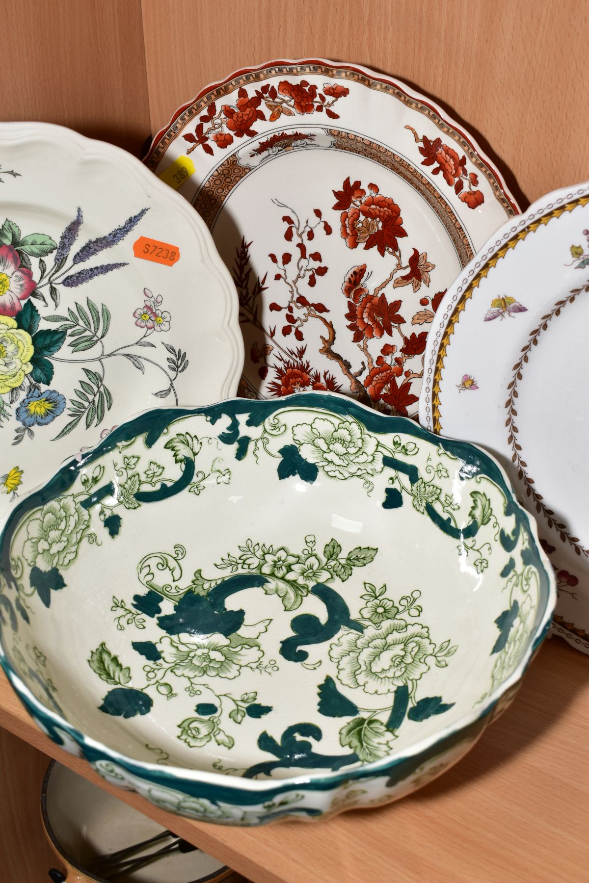 A GROUP OF SPODE, COALPORT AND MASONS CERAMICS, including a Coalport graduated set of four - Image 5 of 6