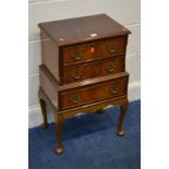 A SMALL MODERN MAHOGANY CHEST OF THREE DRAWERS, on cabriole legs, width 48cm x depth 30cm x height